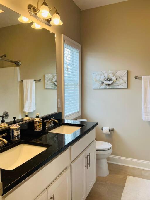 Luxury 4 Bedroom Home And Private Deck By Mcg 6 Augusta Exterior foto
