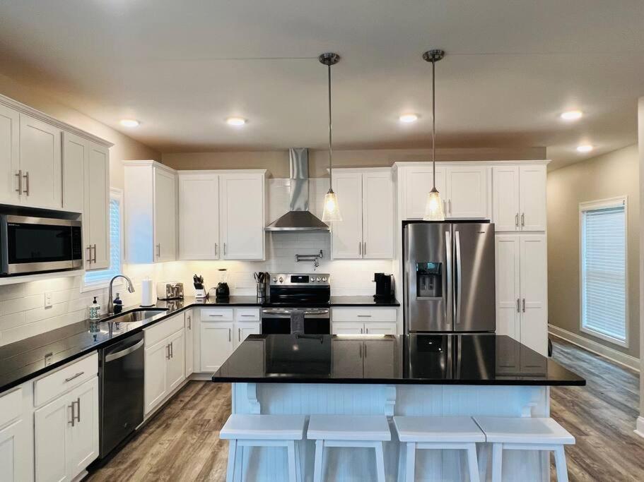 Luxury 4 Bedroom Home And Private Deck By Mcg 6 Augusta Exterior foto